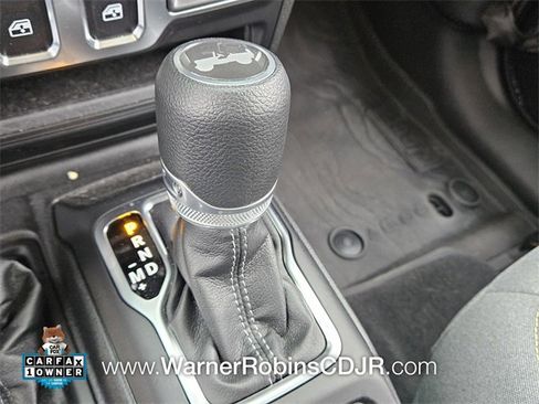 Used 2025 Jeep Wrangler Sport image 22