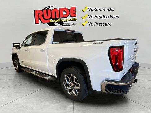 Used 2023 GMC Sierra 1500 SLT w/ SLT Premium Plus Package AWD/4WD image 4