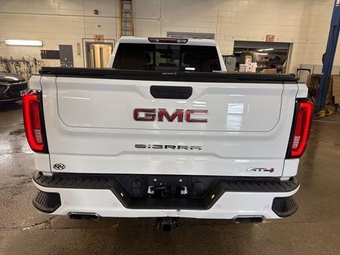 Used 2021 GMC Sierra 1500 AT4 w/ AT4 Value Package image 5