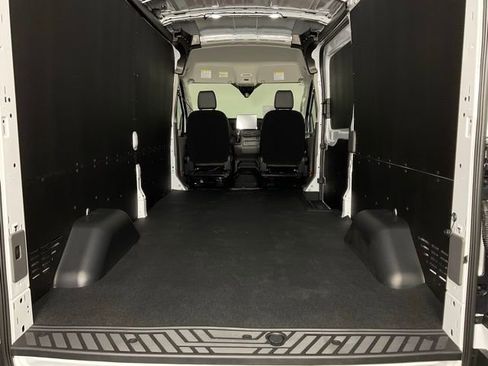 New 2026 Ford Transit 250 148 Medium Roof w/ Load Area Protection Package image 11
