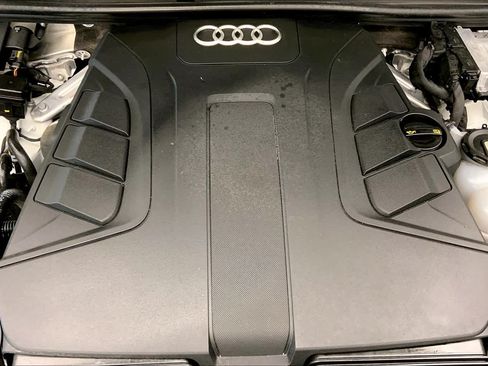 Used 2019 Audi Q7 3.0T Premium Plus w/ Premium Plus Package AWD/4WD image 31
