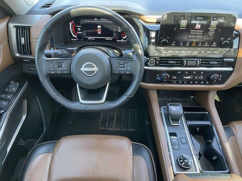 Used 2024 Nissan Pathfinder Platinum w/ Cargo Package image 24