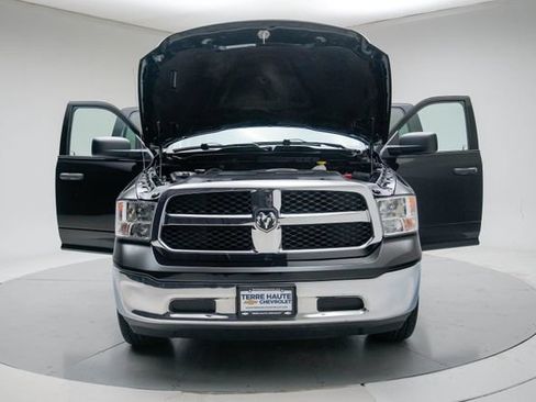 Used 2024 RAM 1500 Classic SLT AWD/4WD image 16
