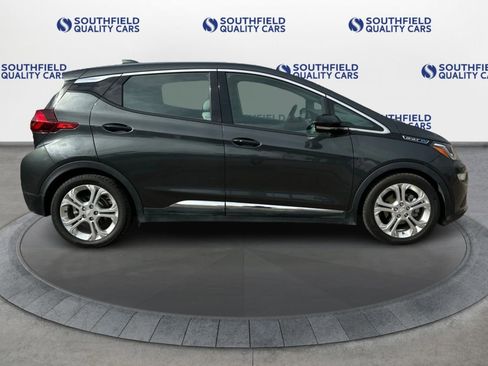 Used 2021 Chevrolet Bolt LT image 8