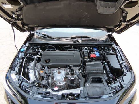 Used 2025 Honda Civic Sport image 10