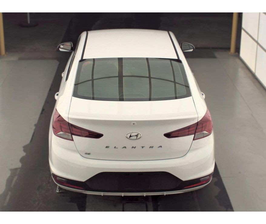 Used 2020 Hyundai Elantra SE w/ Cargo Package (C1) FWD image 6