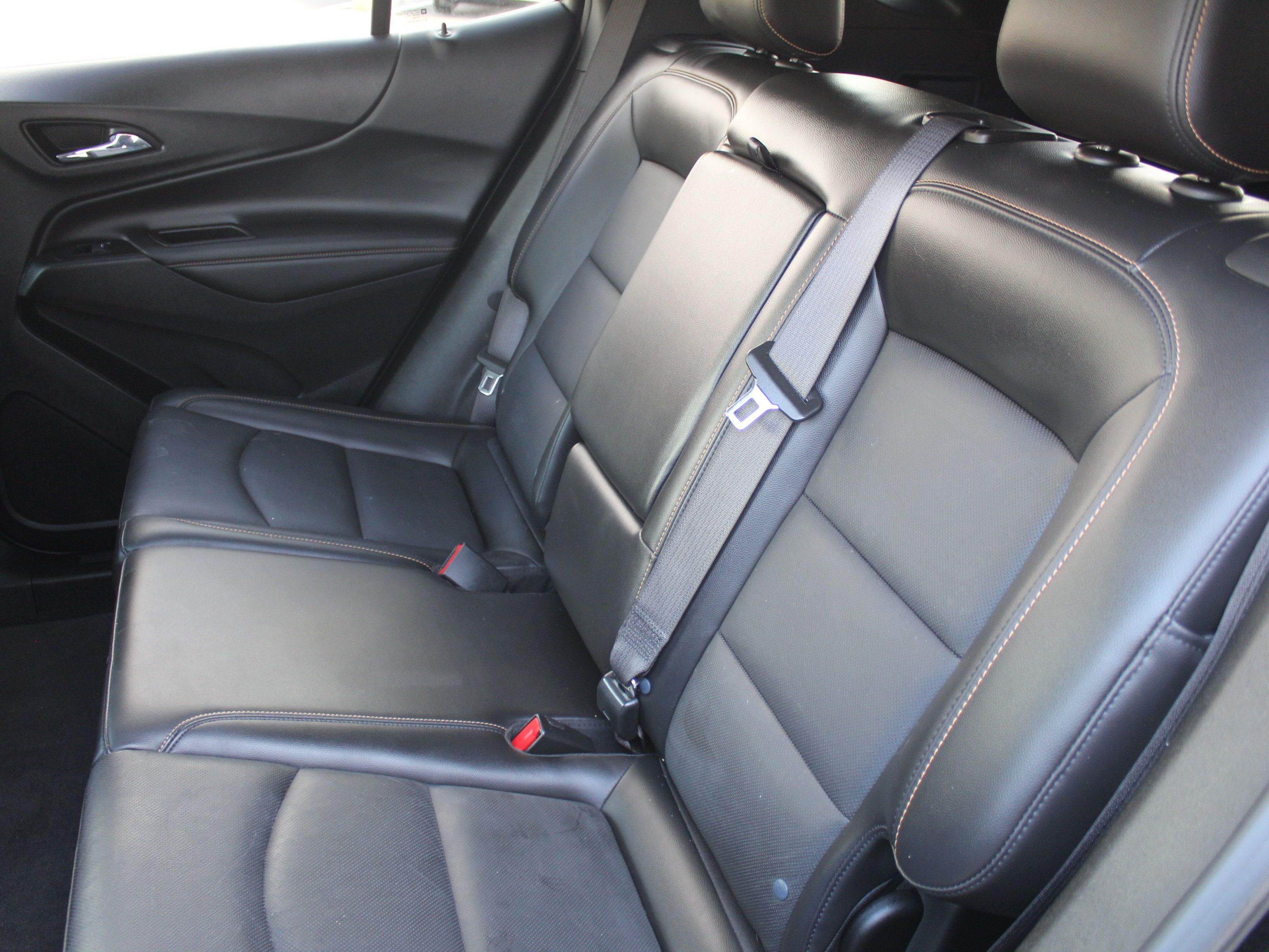 Used 2021 Chevrolet Equinox Premier FWD image 24