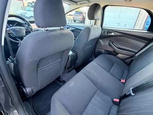 Used 2017 Ford Focus SEL w/ Interior Protection Package FWD image 22