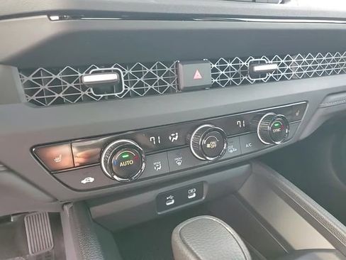 New 2025 Honda Accord SE image 18