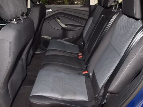 Used 2018 Ford Escape SE FWD image 14