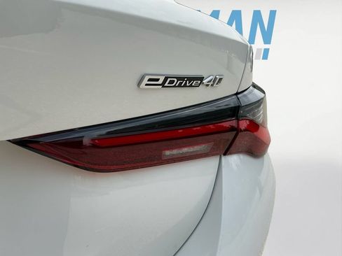 Used 2024 BMW i4 eDrive40 w/ Premium Package RWD image 23