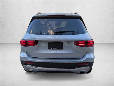 New 2026 Mercedes-Benz GLB 250 image 7