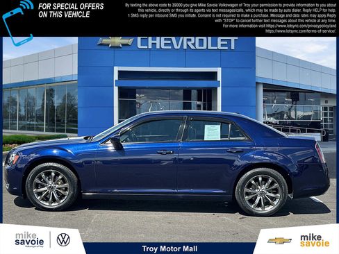 Used 2014 Chrysler 300 S AWD/4WD image 2
