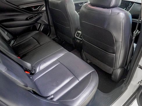 Used 2020 Subaru Outback Limited image 30