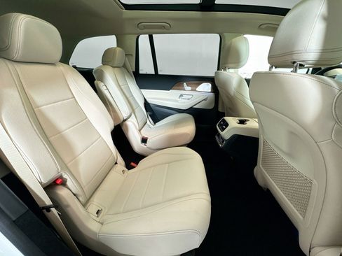 New 2026 Mercedes-Benz GLS 450 4MATIC image 26