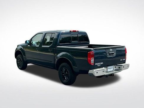 Used 2019 Nissan Frontier SV w/ Value Truck Package AWD/4WD image 5