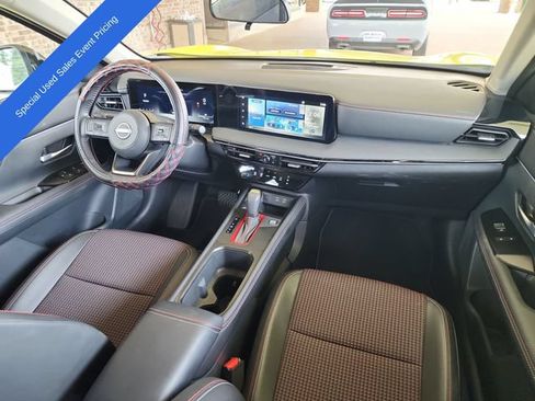 Used 2025 Nissan Kicks SR AWD/4WD image 13