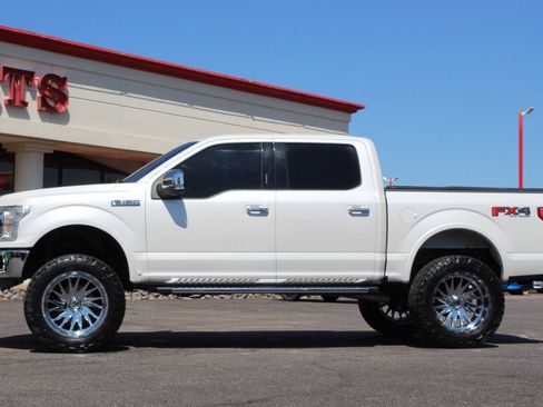 Used 2018 Ford F150 Lariat w/ Equipment Group 502A Luxury AWD/4WD image 6