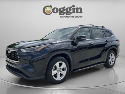 Used 2022 Toyota Highlander L