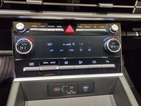 New 2026 Hyundai Santa Fe SE image 30