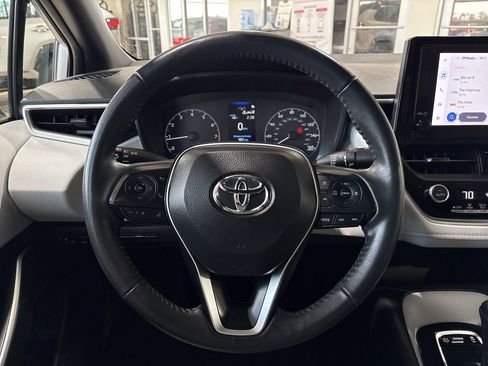 Certified 2024 Toyota Corolla SE image 14