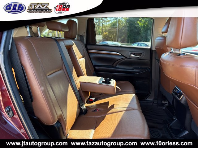 Used 2018 Toyota Highlander Limited w/ Protection Package #3 AWD/4WD image 16