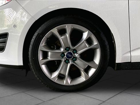Used 2015 Ford C-MAX Energi SEL w/ Equipment Group 303A FWD image 10