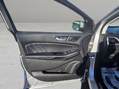 Used 2016 Ford Edge Sport w/ Technology Package image 9