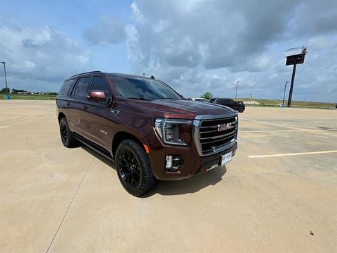 Used 2022 GMC Yukon AT4 AWD/4WD image 3