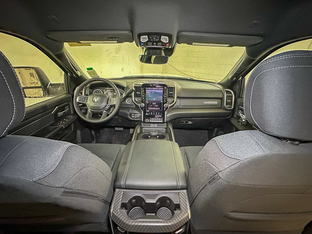 New 2026 RAM 2500 Big Horn AWD/4WD image 24