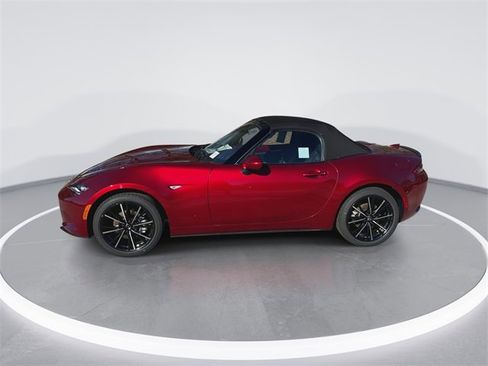 New 2025 MAZDA MX-5 Miata Grand Touring image 5