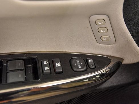 Used 2014 Toyota Avalon XLE Touring image 17