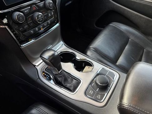 Used 2021 Jeep Grand Cherokee Limited w/ Premium Lighting Group image 16