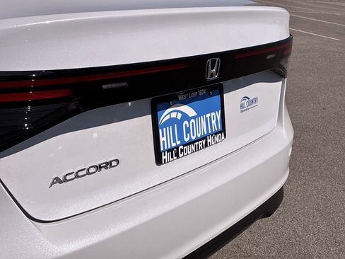 Certified 2025 Honda Accord LX image 13