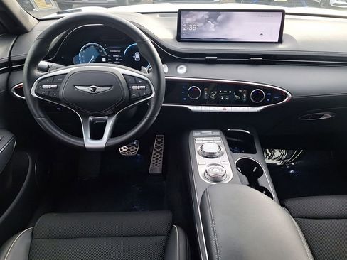 Used 2025 Genesis GV70 2.5T Sport Prestige w/ Sport Prestige Package image 15
