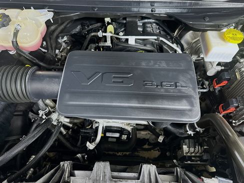 Used 2023 RAM 1500 Big Horn image 32