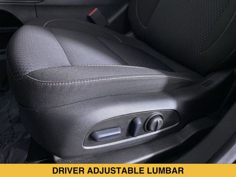 Certified 2023 GMC Acadia SLE w/ Driver Convenience Package FWD image 9