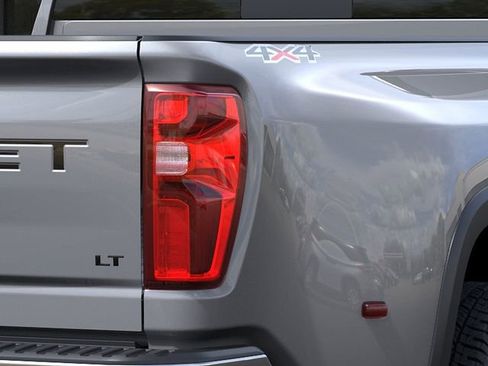 New 2026 Chevrolet Silverado 3500 LT AWD/4WD image 11