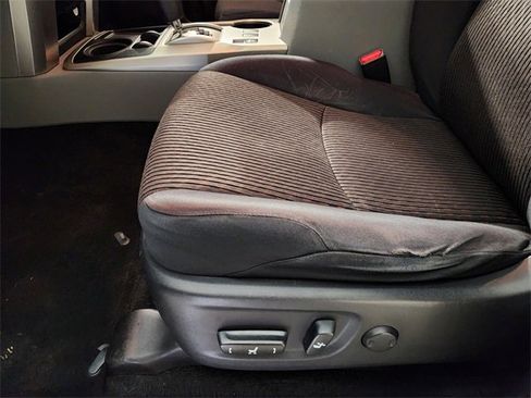 Used 2011 Toyota 4Runner SR5 image 22