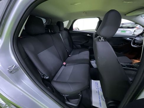 Used 2015 Ford Focus SE image 26