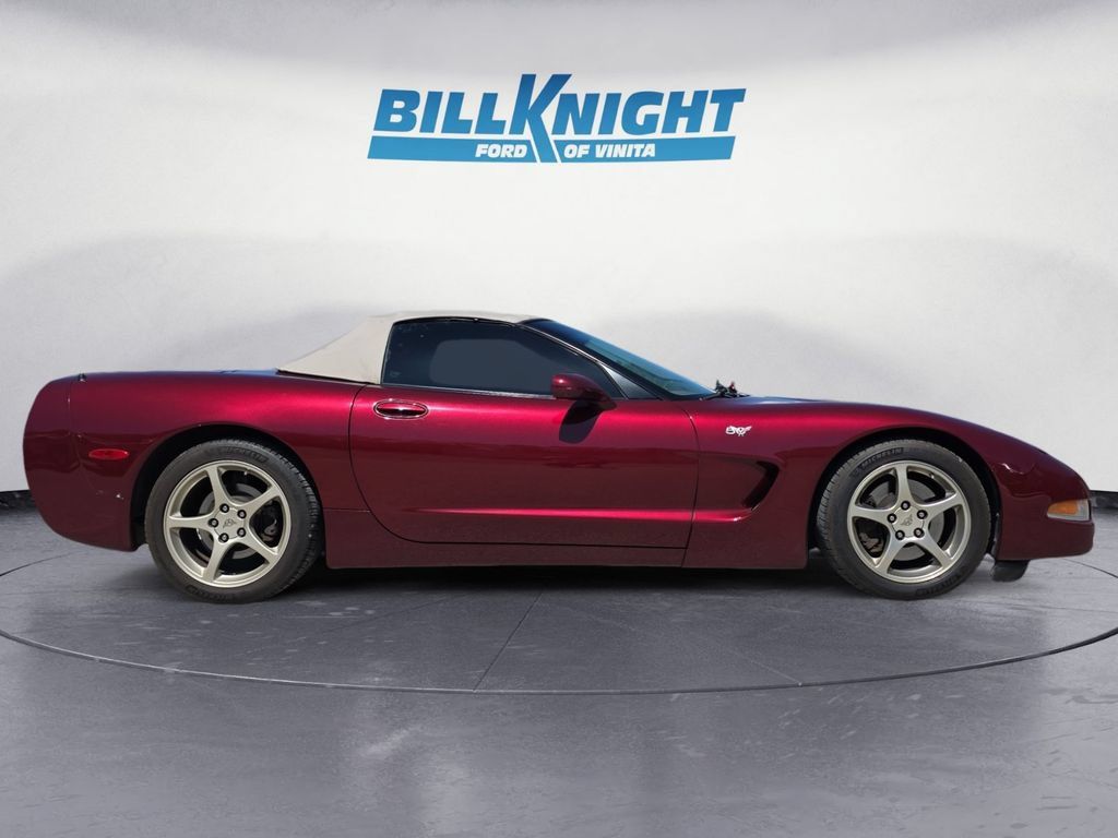Used 2003 Chevrolet Corvette Convertible w/ Preferred Equipment Group1 RWD image 6