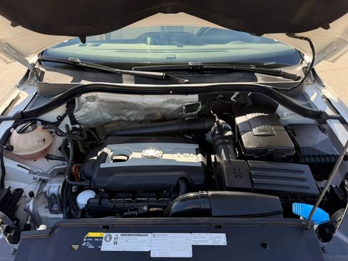 Used 2013 Volkswagen Tiguan SE FWD image 24