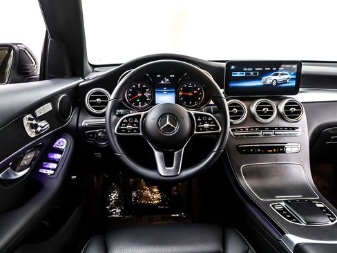 Used 2022 Mercedes-Benz GLC 300 image 5
