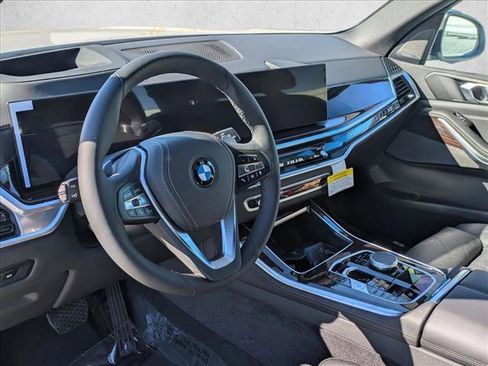 New 2026 BMW X5 xDrive40i image 3