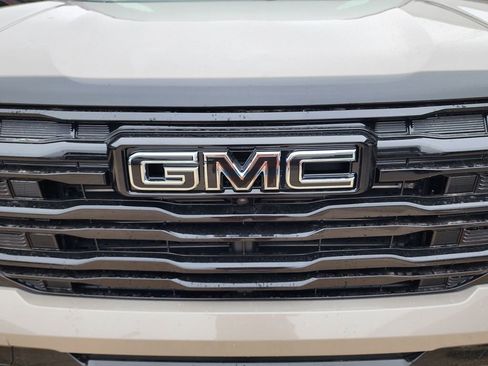 New 2026 GMC Terrain Elevation w/ Black Edition image 10