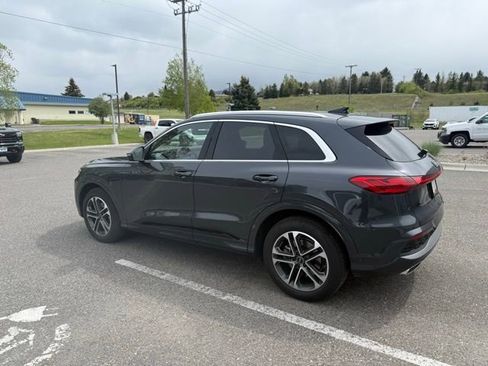 Used 2025 Audi Q5 Prestige AWD/4WD image 6