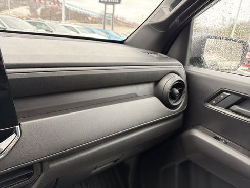 Used 2025 Chevrolet Colorado W/T w/ WT Custom Package image 28