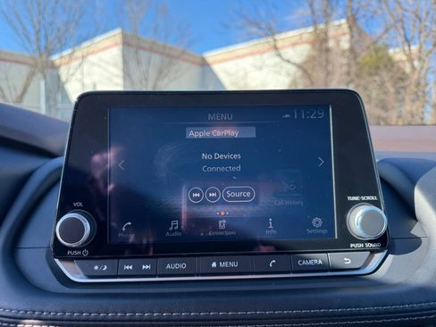 Used 2023 Nissan Rogue SV image 21