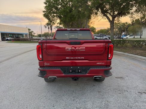 Used 2025 GMC Sierra 1500 AT4 w/ AT4 Premium Package image 4