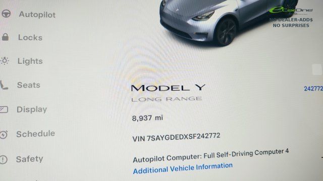 Used 2025 Tesla Model Y Long Range RWD image 41